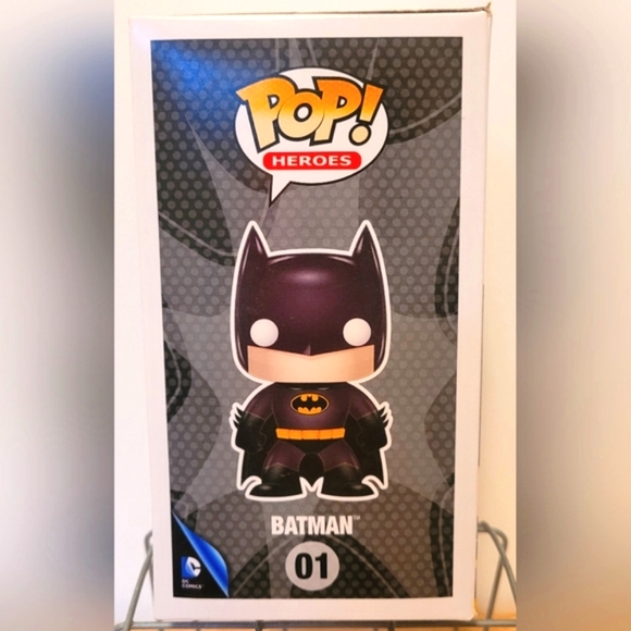 * Rare New Funko Pop! Gamestop Exclusive Batman #01 - Picture 4 of 7